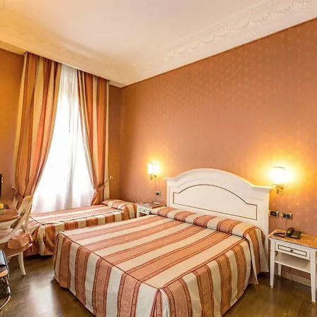 La Lumiere Di Piazza Di Spagna Hotel Rome