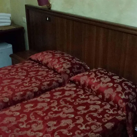 Rudy Center Bed and breakfast 2*