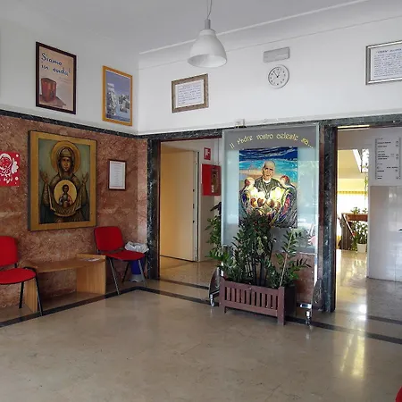 Casa Per Ferie Opera Don Calabria Pensión Roma