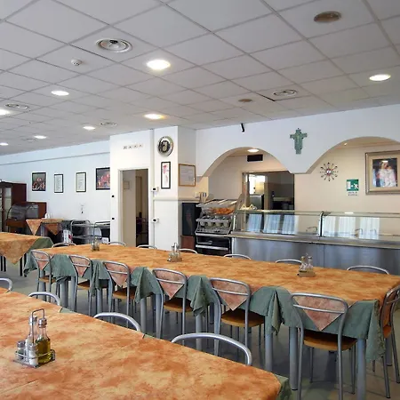 Casa Per Ferie Opera Don Calabria Pensión 3*