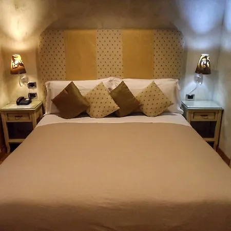 Condotti Guest house Rome