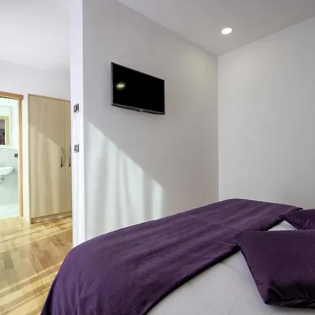 Hotel Ginevra Palace Roma