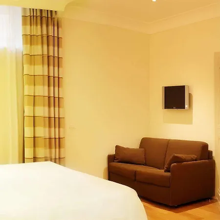 Hotel Santa Chiara Rome