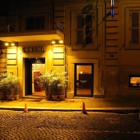 Szálloda Hotel Corona 3*
