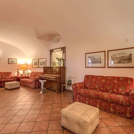 Hotel Corona