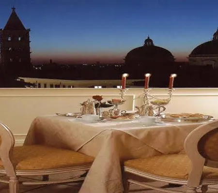 Ξενοδοχείο Champagne Palace 4*