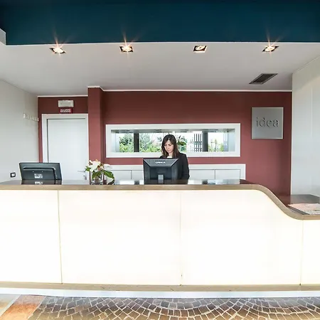 Sotel Nomentana 3* Rom
