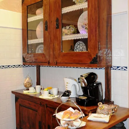 Ani' Alojamento de Acomodação e Pequeno-almoço 3*