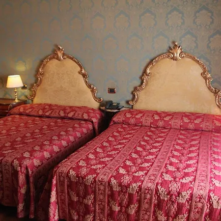 Turner Hotel