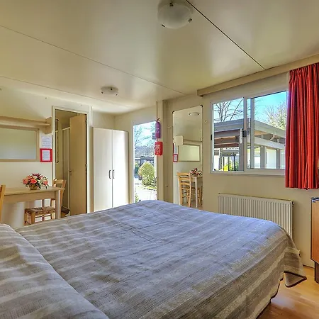 Flaminio Village Park 4*