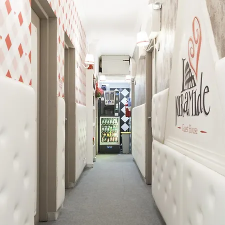 I Love Piramide Guest house
