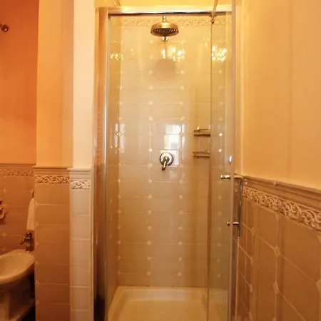 Casa De Fiori Guest house 2*