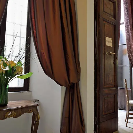 Le Clarisse Pantheon 3* Rome