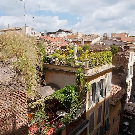 Le Clarisse Pantheon Hotel