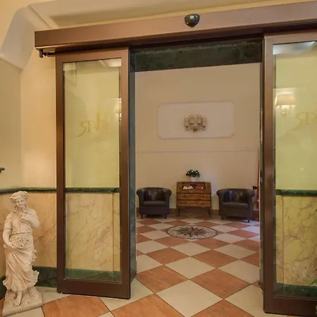 Hotel Romantica 3*