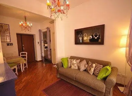 - Colosseum Apartment *