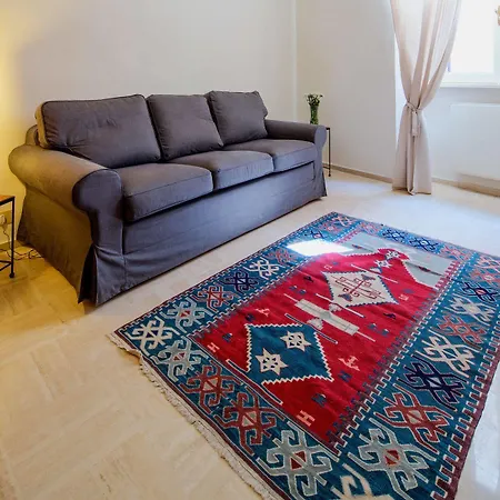 Maison Monte Giordano 게스트하우스 3*