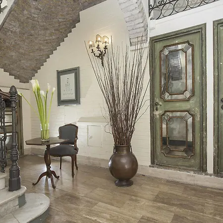 Bed & Breakfast All'orologio Rome