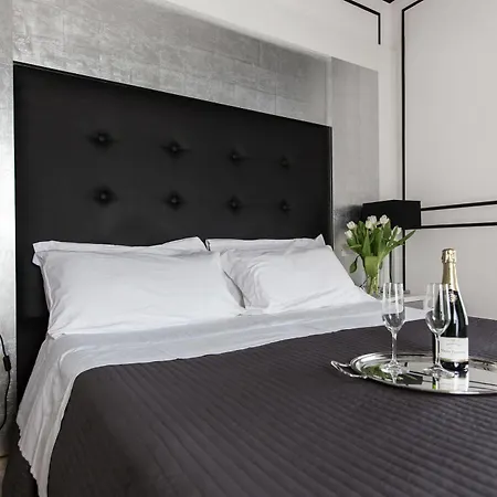 Residenza Scipioni Luxury Bed & Breakfast 2*