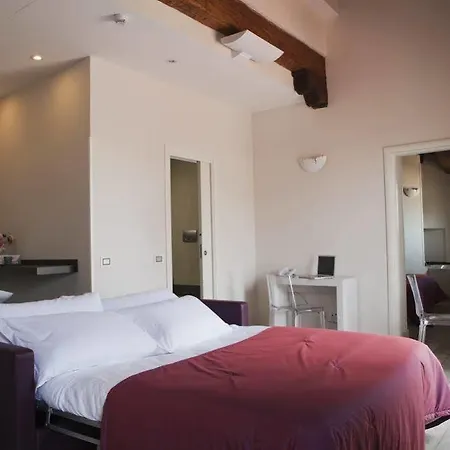 Navona Palace Luxury Appartement *