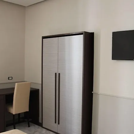Corso Grand 4* Rome