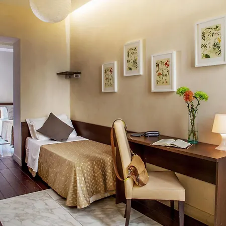 Corso Grand 4* Rome