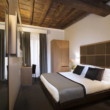 Trevi - Gruppo Trevi 3* Рим
