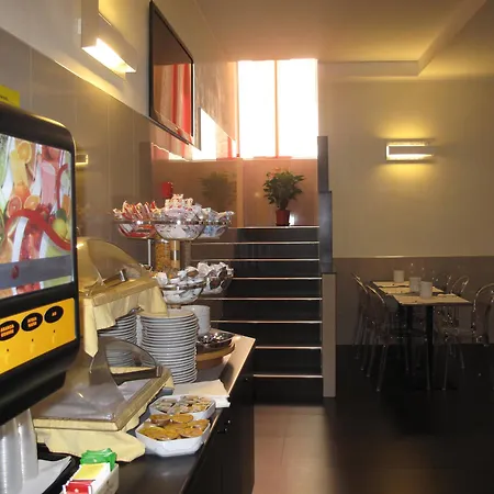 Mariano Hotel