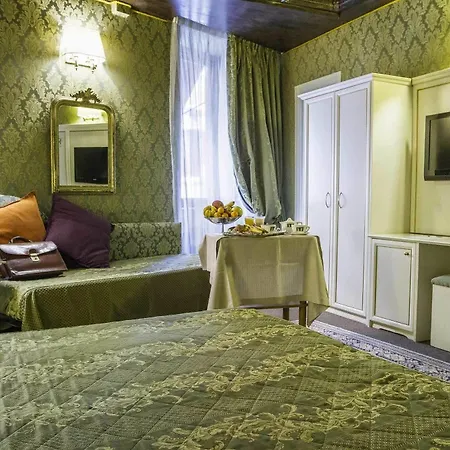 Residenza Canova Tadolini - Guest house 4*