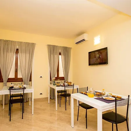 Trastevere's Friends Bed & Breakfast Řím