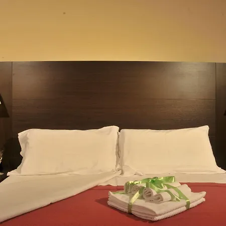 Hotel Versailles