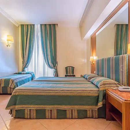 Hotel Raeli Lux 4*