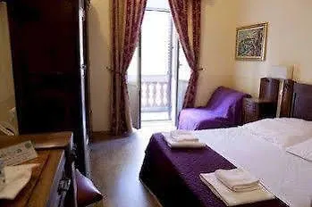 Conte Bed and Breakfast 2*