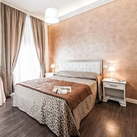 Bed & Breakfast Relais De L'opera 2*