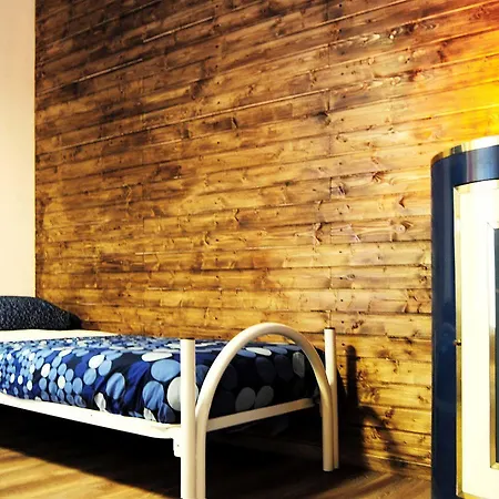 Cineroma Bed & Breakfast 2*