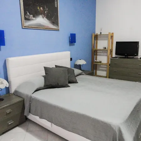 Suites Holiday Rooms Affittacamere