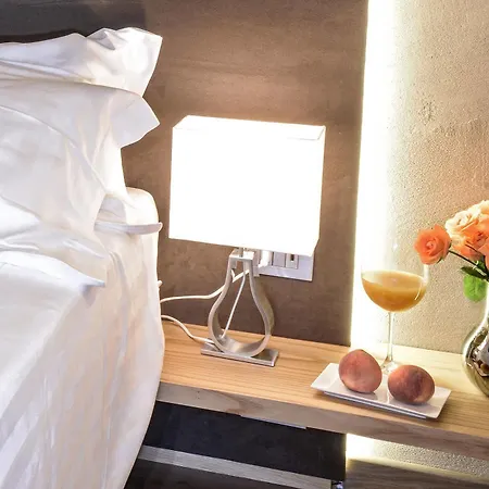 Pensjonat Sun Luxury Pantheon 3*