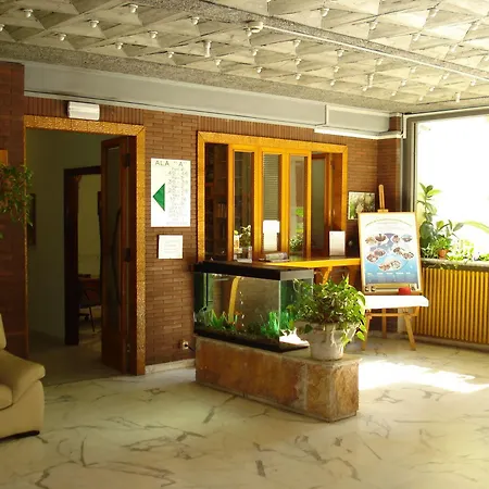 Casa Piccole Ancelle Di Cristo Re Roma