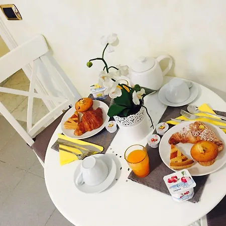 Dhome Bed & Breakfast Rome