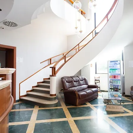 Cervara Park Hotel 4*