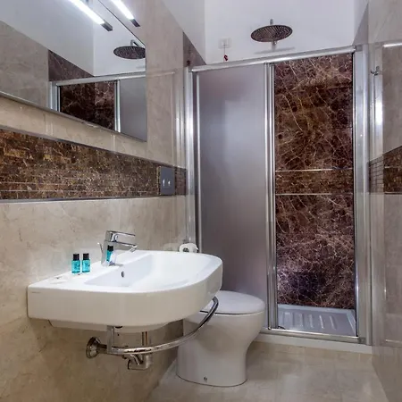 Hotel Hearth 3*