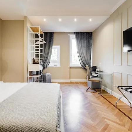 Mellini Palace By Premium Collection Guest house