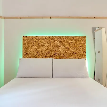 Smoorooms Ostiense Guest house