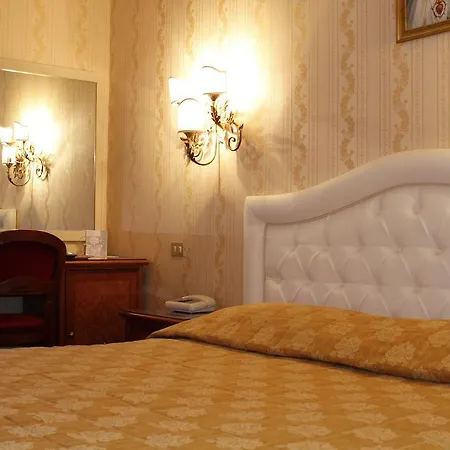 Hotel Eliseo 4*
