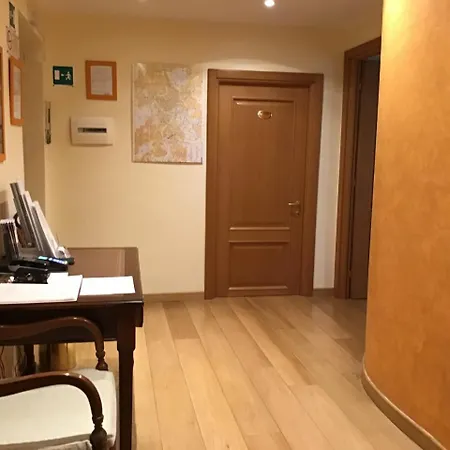 艾普拉蒂罗马套房住宿加早餐旅馆 3*
