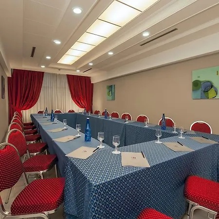 Hotel Quality Rouge Et Noir 4*