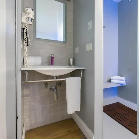 Colosseum Jacuzzi Suites * Řím