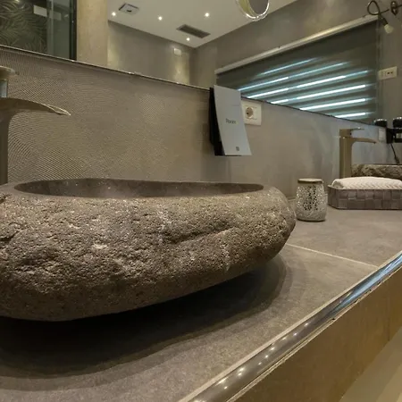 Penzion Colosseum Jacuzzi Suites