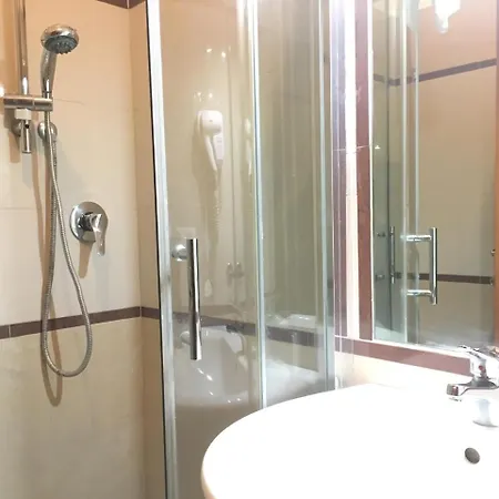 Hotel Toffa Place In 2*