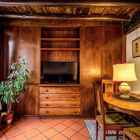 Magenta Collection Egidio Apartment